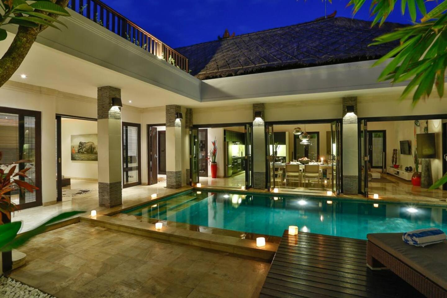 The Residence Seminyak Exterior photo