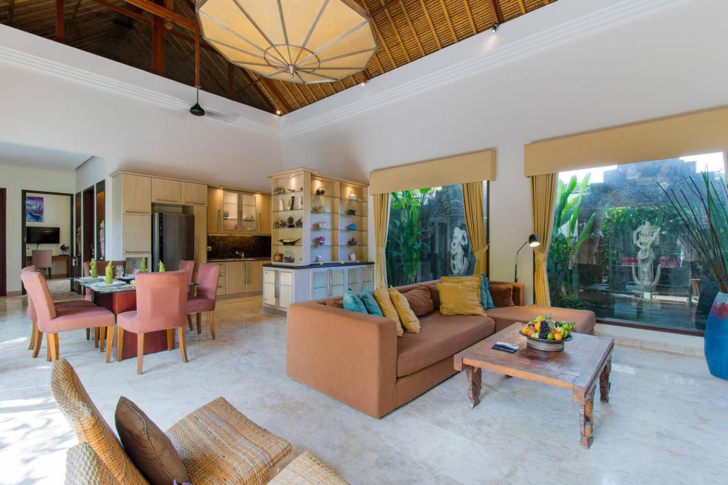 The Residence Seminyak Exterior photo