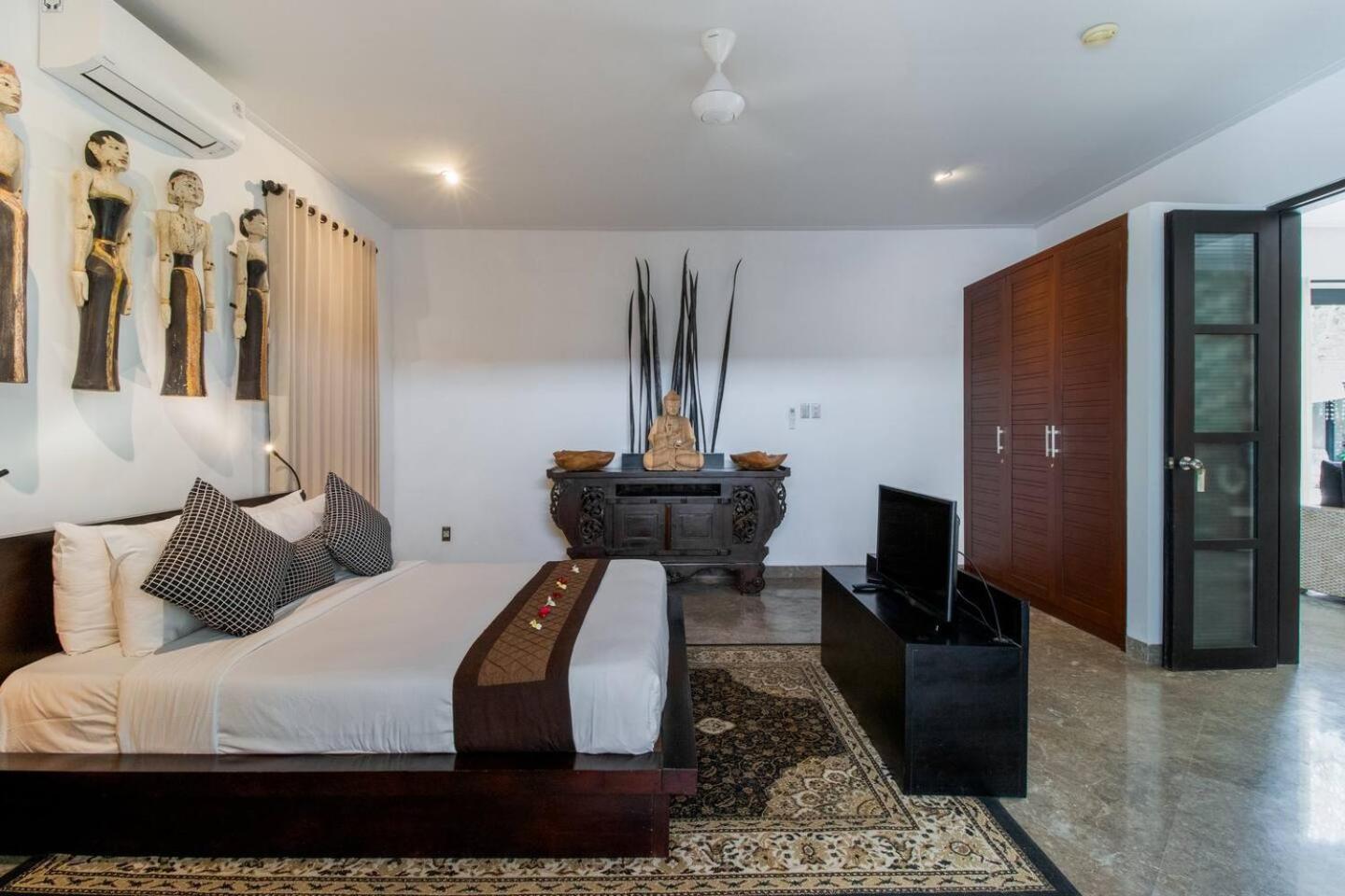 The Residence Seminyak Exterior photo