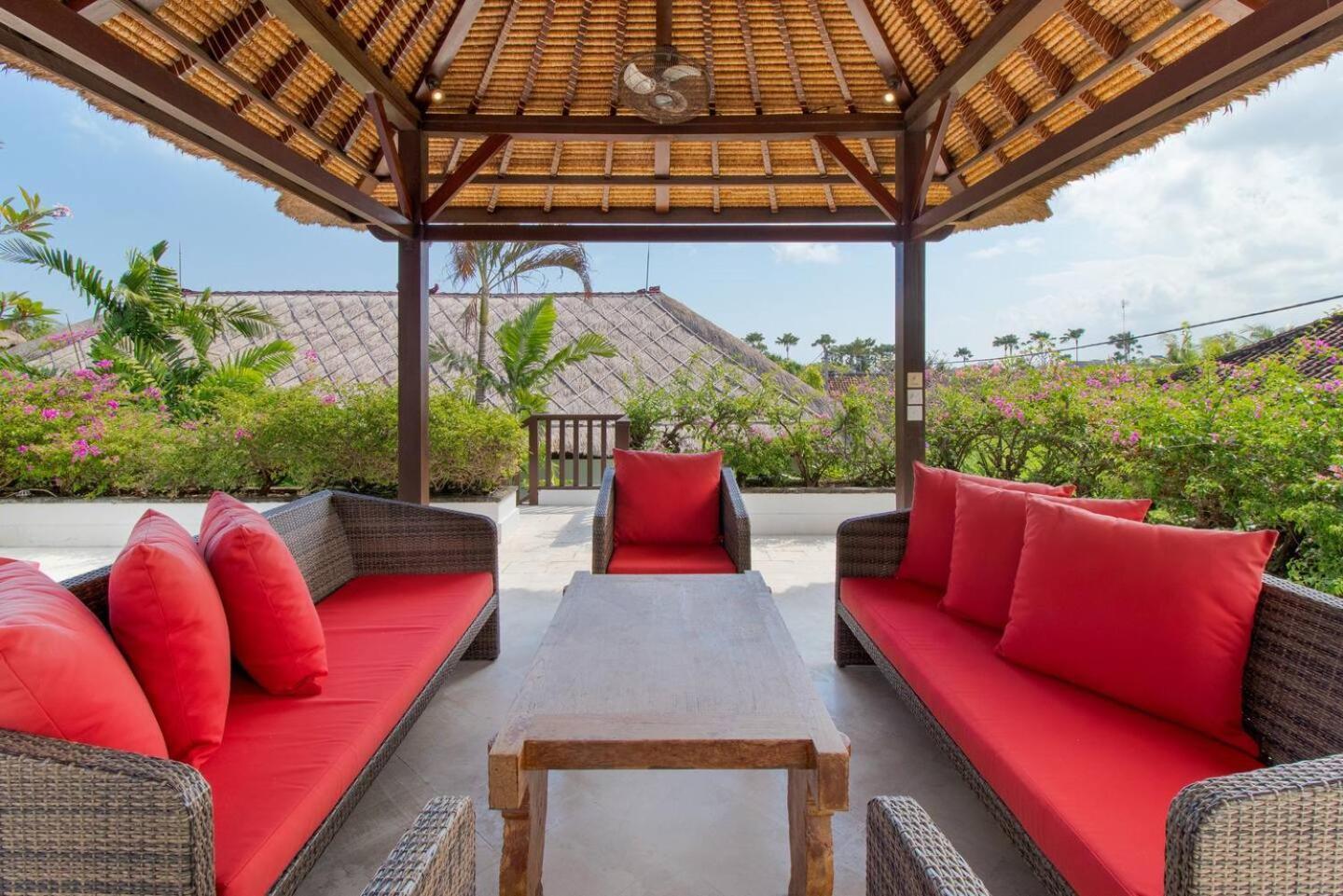 The Residence Seminyak Exterior photo